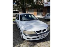 CHEVROLET - VECTRA - 1998/1998 - Branca - R$ 18.900,00