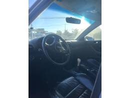 AUDI - A3 - 2002/2002 - Cinza - R$ 24.900,00