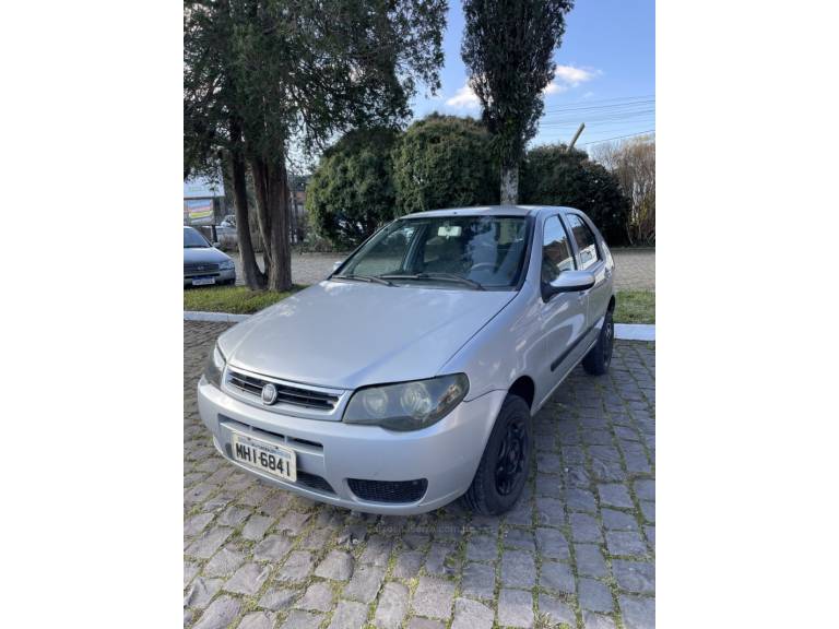 FIAT - PALIO - 2010/2010 - Prata - R$ 22.900,00