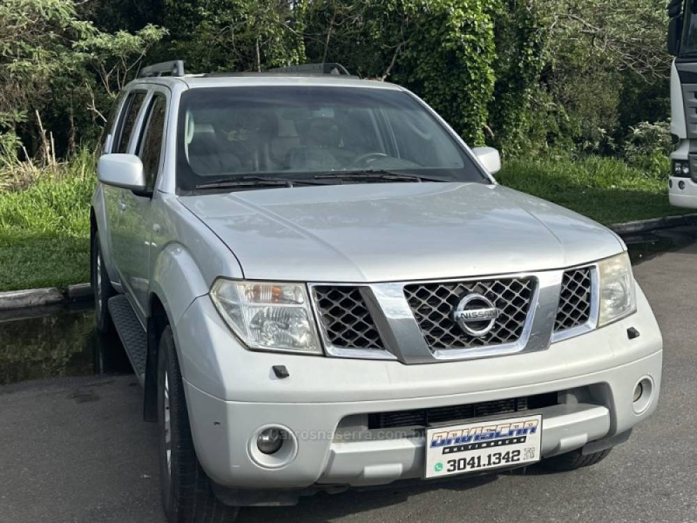 NISSAN - PATHFINDER - 2006/2006 - Prata - R$ 78.900,00