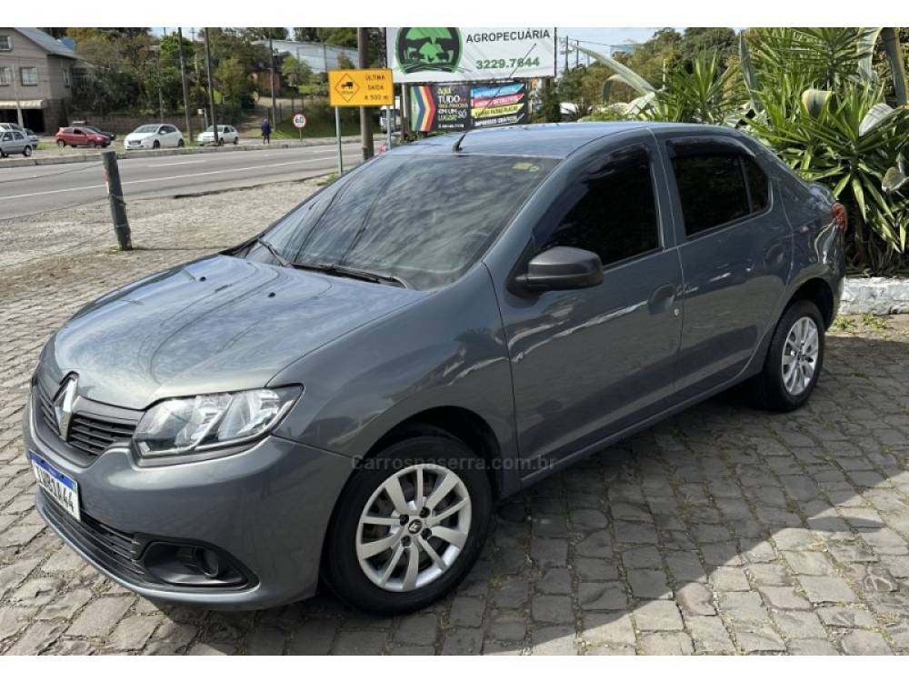 RENAULT - LOGAN - 2014/2015 - Cinza - R$ 34.900,00