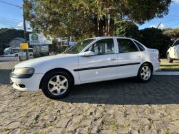 CHEVROLET - VECTRA - 1998/1998 - Branca - R$ 18.900,00