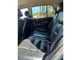 VOLKSWAGEN - GOLF - 2000/2000 - Verde - R$ 21.900,00